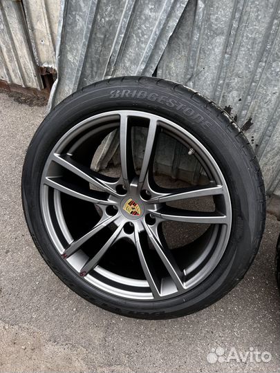 Комплект колес Porsche Cayenne E3 R21