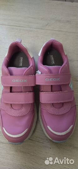 Кроссовки geox для девочки 35