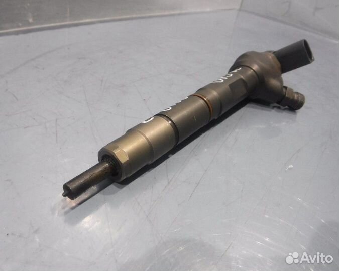 Skoda Octavia A7 Форсунка дизельная 2.0 TDI