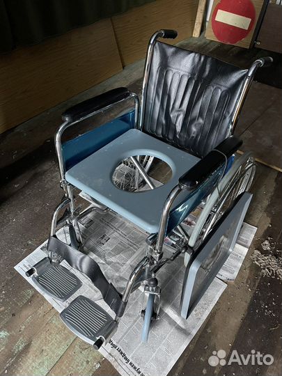 Инвалидная коляска складная бу