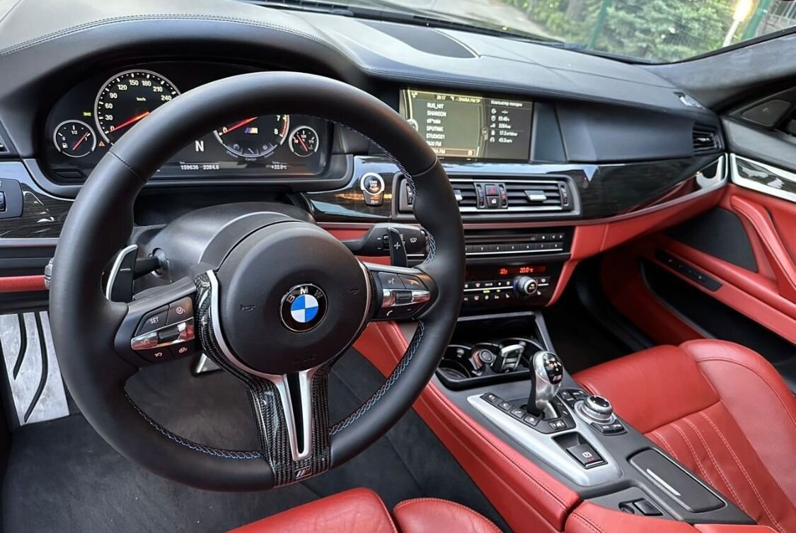 BMW M5: фото владельца
