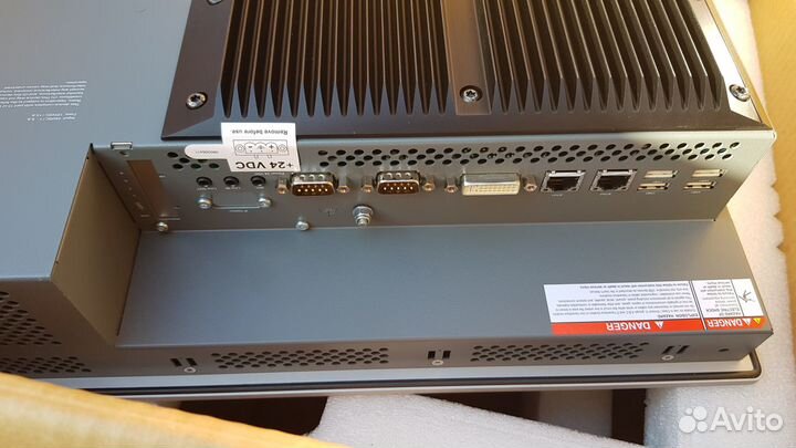 Сенсорный Промышлен компьютер Schneider Electric