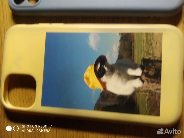 Чехлы на телефон