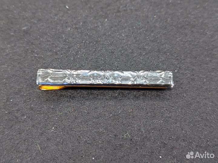 Зажим для галстука дымчатое стекло резное 5,8 см