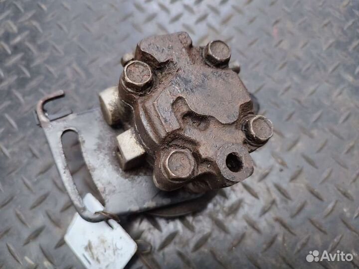 Насос гидроусилителя на Kia Sportage I (JA, K00)