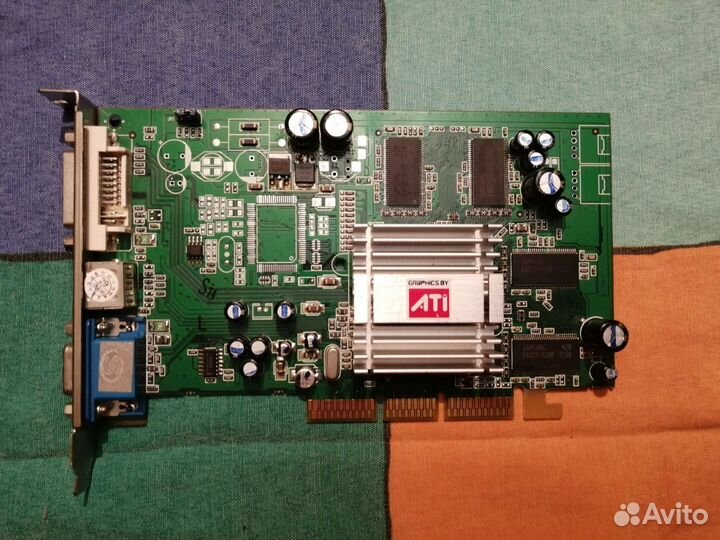 Видеокарта AGP Sapphire Radeon 9600 Pro 128 Mb