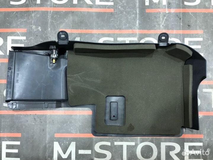 Обшивка багажника Mercedes-Benz M-Class W163