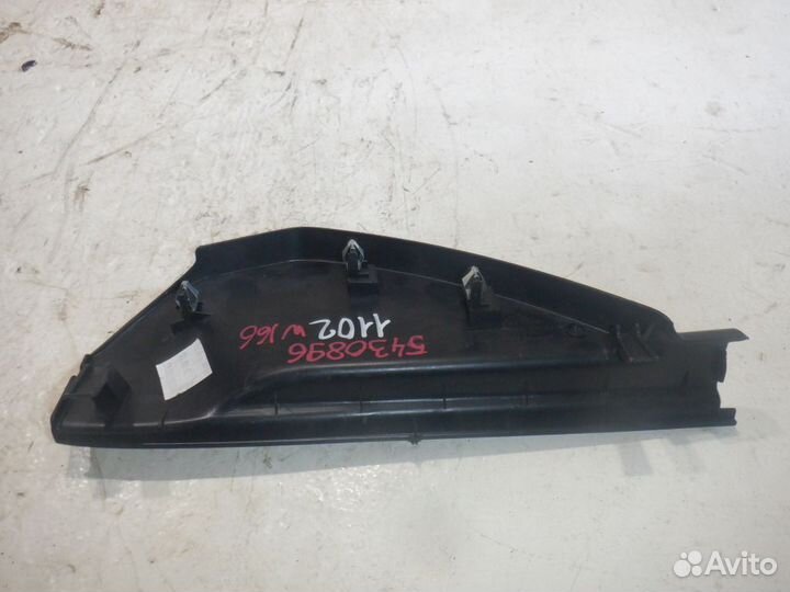 Накладка торпеды Мерседес