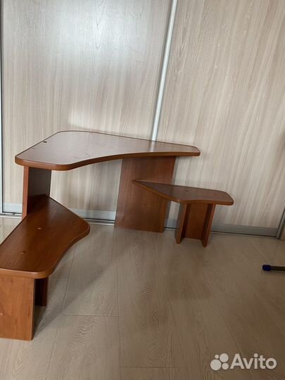 Полка угловая, высота 52см