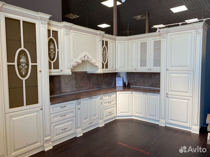 Кухня Афина 30 (3900*2600) в упаковке, новая