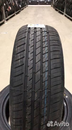 Roadmarch L-Zeal 56 225/55 R19 99V