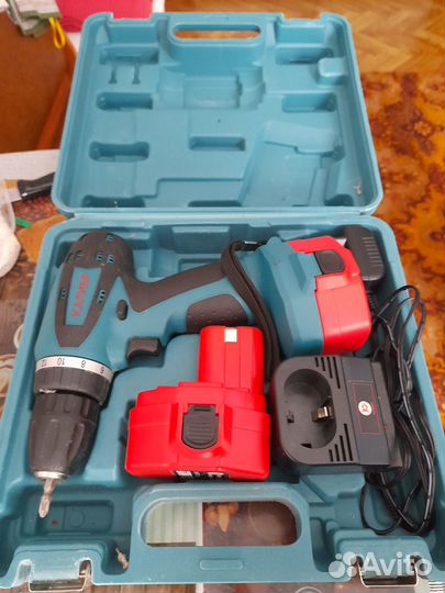 Продается шуруповерт Калибр