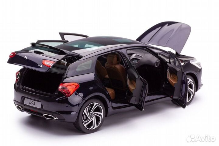 Ситроен Citroen Citroen DS5 2015 Norev 1:18