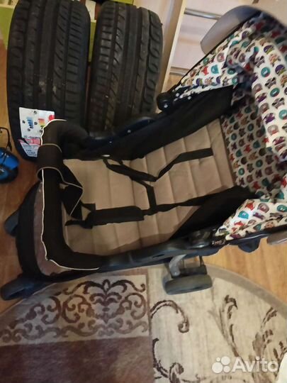 Прогулочная коляска