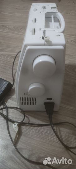 Швейная машина bernette Milan 5