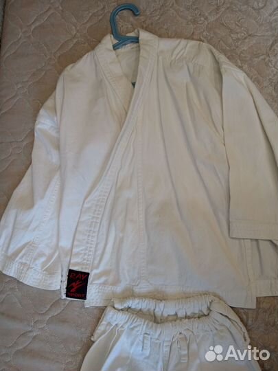 Два детских кимоно