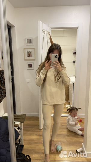 Трикотажный костюм с кармашками для кормления