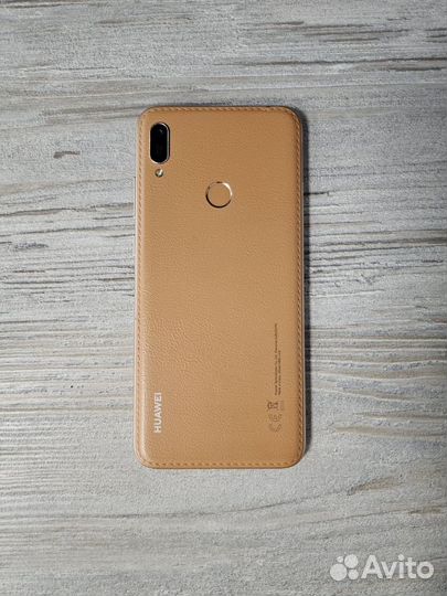 HUAWEI Y6 (2019), 2/32 ГБ