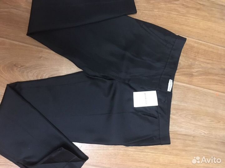 Balenciaga брюки классические