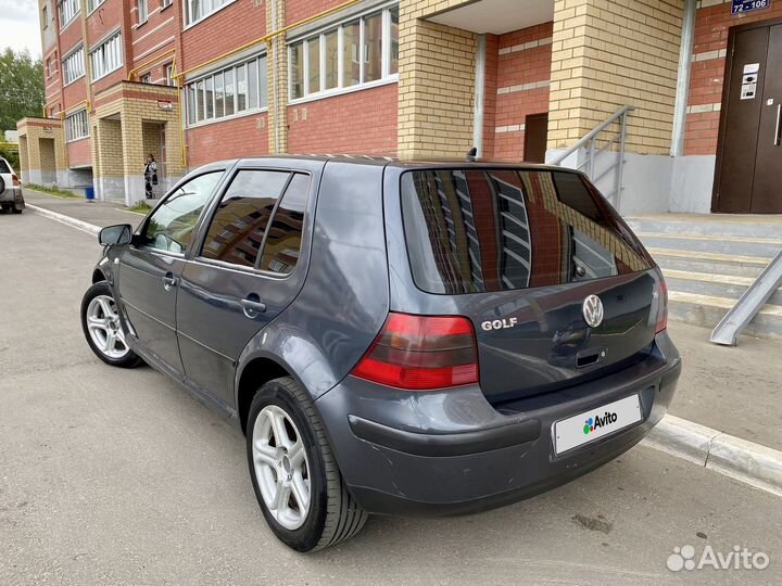 Volkswagen Golf 1.6 МТ, 2002, 275 000 км