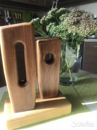 Деревянная статуэтка