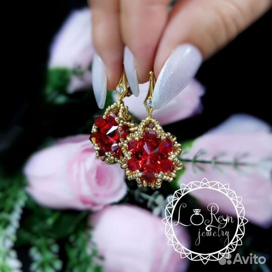 Золотые серьги ручной работы с swarovski