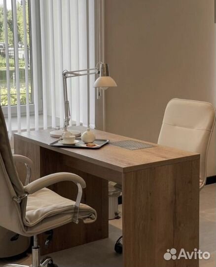 Мастер маникюра и педикюра