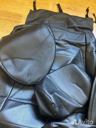 Чехлы на mitsubishi outlander 3