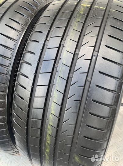 Bridgestone Alenza 001 245/45 R20