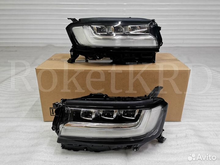 Фары Toyota Land Cruiser 300 MAX комплектация