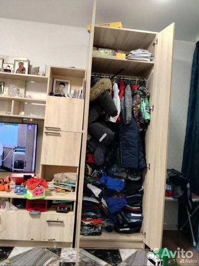 Шкаф стенка