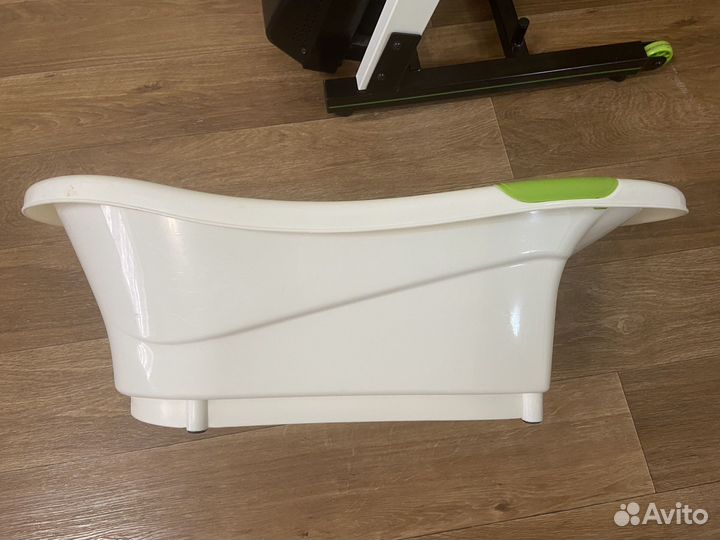 Ванночка для купания новорожденного