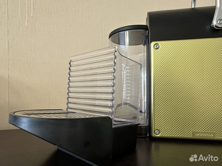 Капсульная кофемашина delonghi nespresso