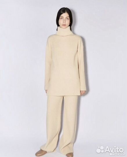 Свитер обьемный ushatava, M-L, кремовый