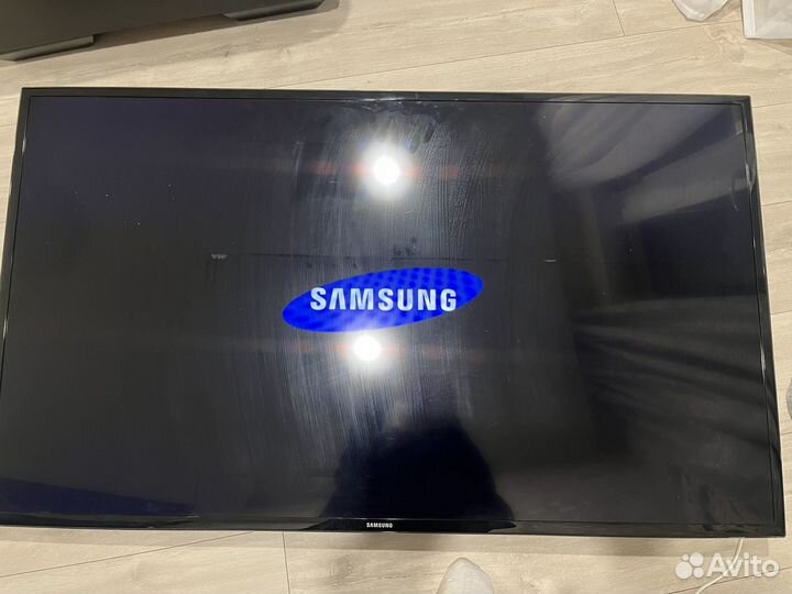 Телевизор samsung