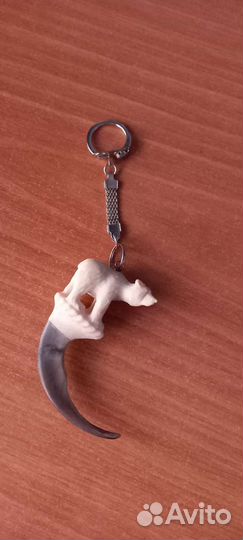 Оберёг коготь ручная работа