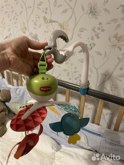 Мобиль на кроватку tiny love сказочный лес