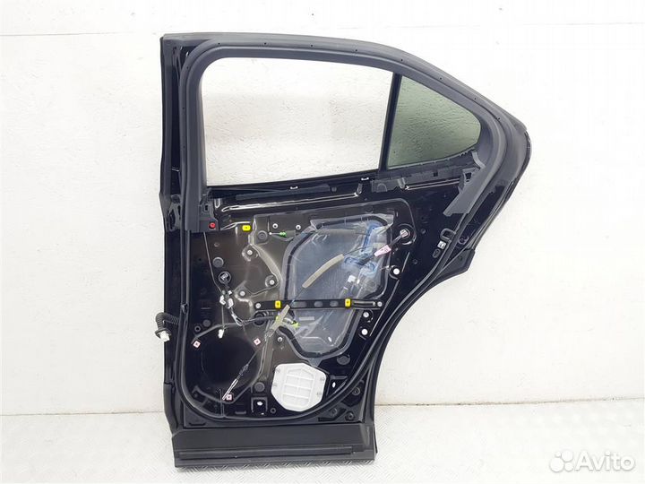Дверь задняя правая Lexus UX
