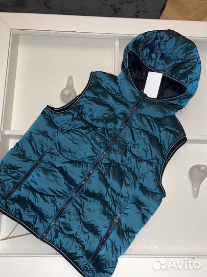 Жилет женский new Yorker L новый