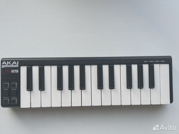 Akai professional lpk25