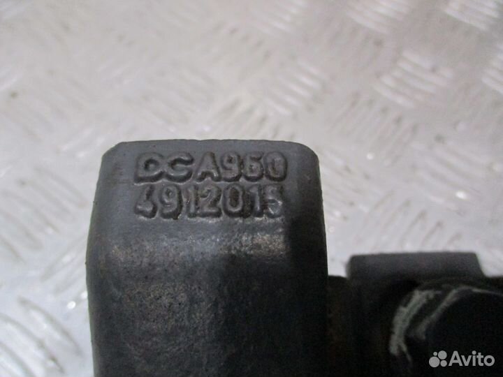 Кронштейн глушителя Mercedes-Benz A9604912015