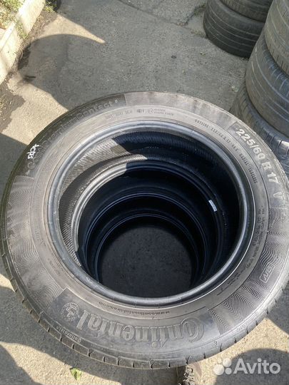 Continental ContiPremiumContact 5 225/60 R17 99V