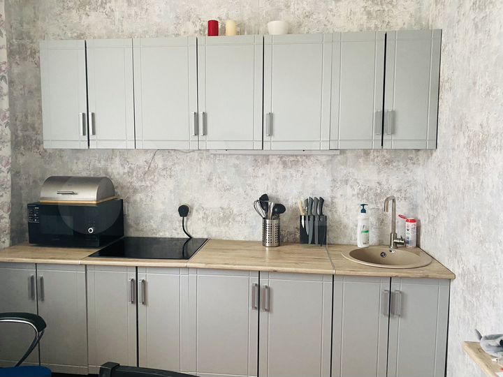 2-к. квартира, 58 м², 2/10 эт.