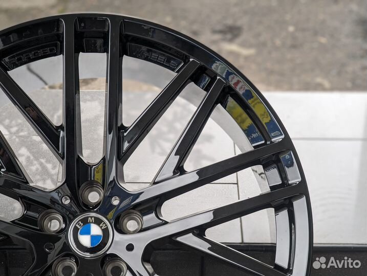 Колеса в сборе зима R21 5x112 на BMW X5 X6 X7 G07