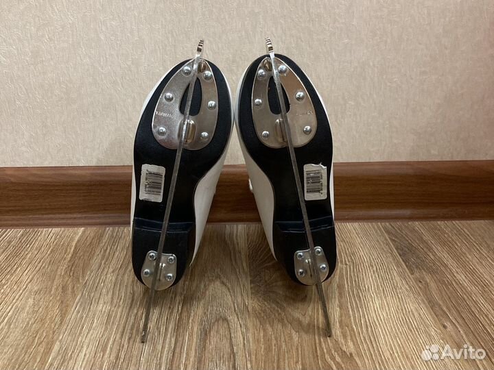 Коньки детские Graf Davos Gold размер 30