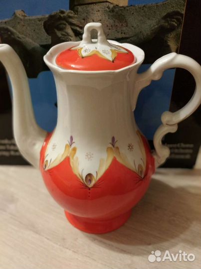 Сервиз кофейный красный бутон