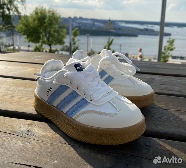 Кроссовки детские adidas, 26,28,29,31 размеры