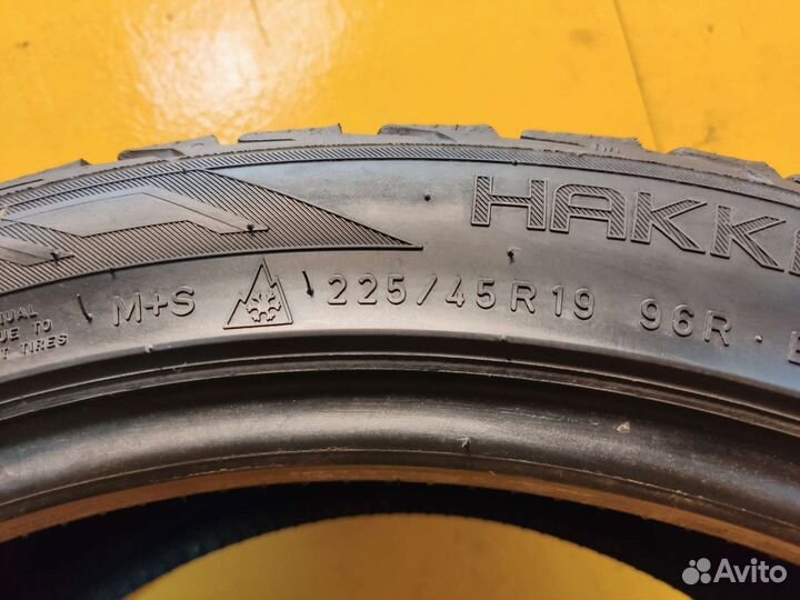 Nokian Tyres Hakkapeliitta R2 225/45 R19