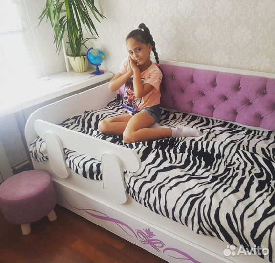 Детская кровать с ящиками