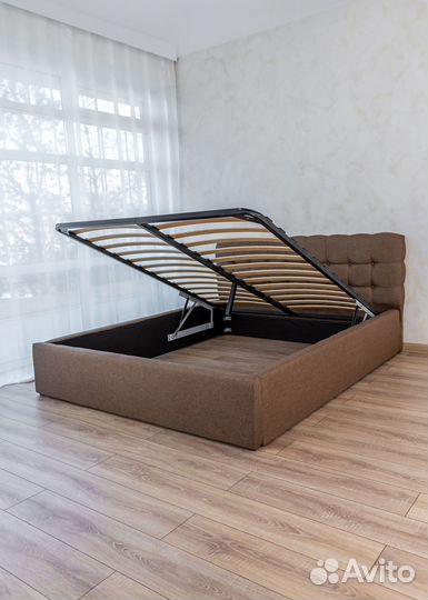 Кровать 140х200 с подъемным механизмом в наличии